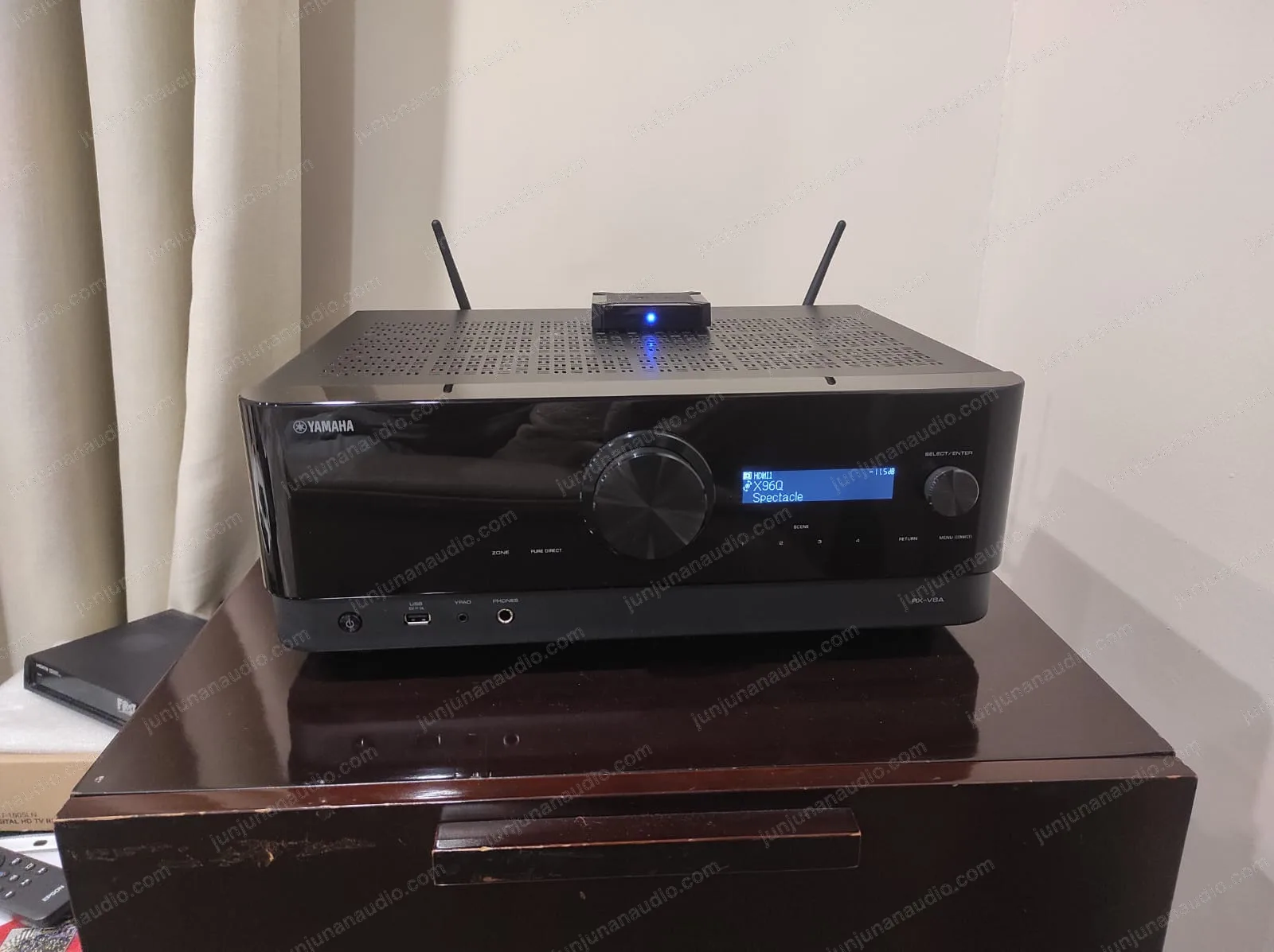 Ruang home theater Batu Nunggal 03