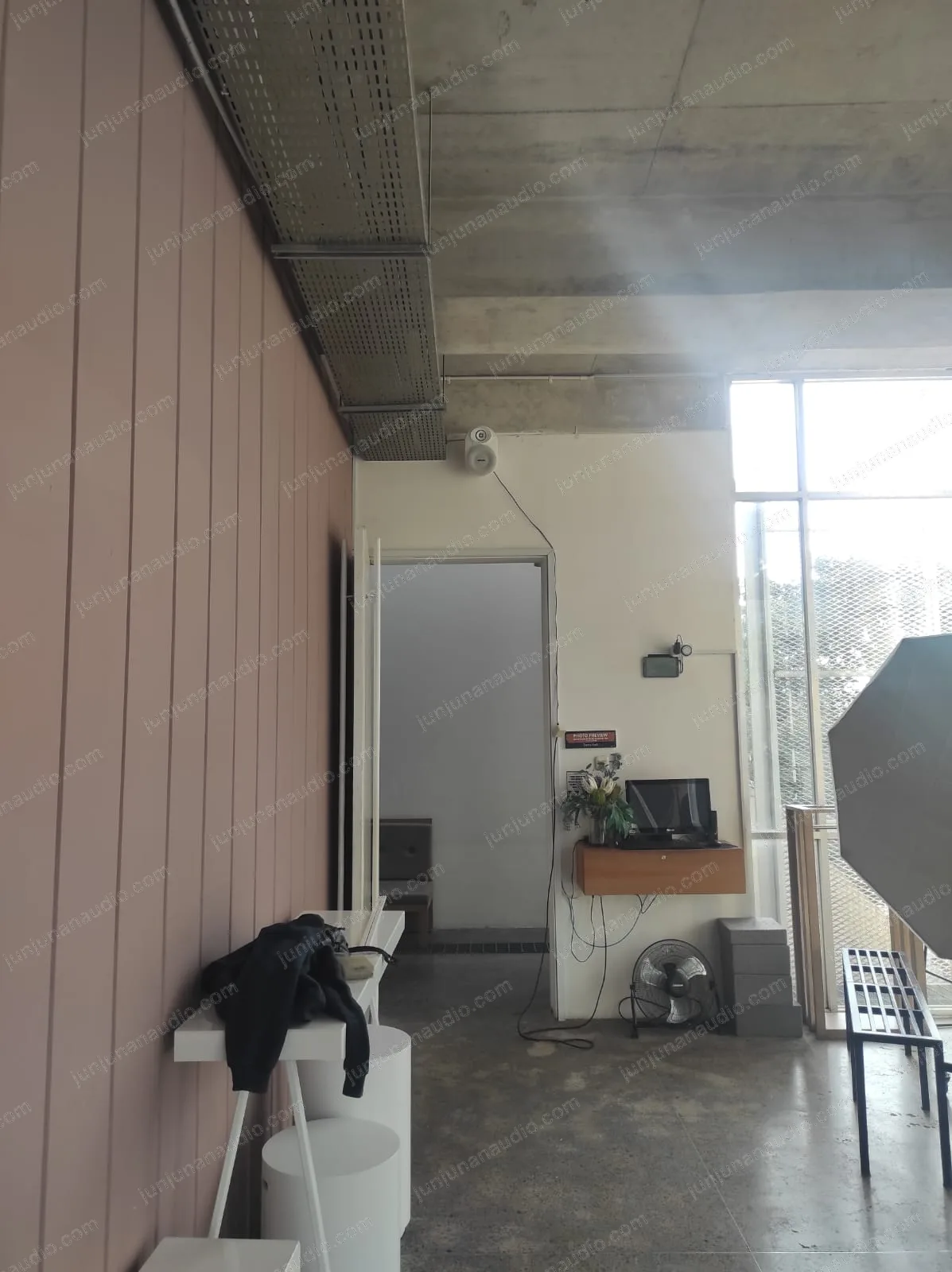 Instalasi audio Jonas Photo Bandung 06