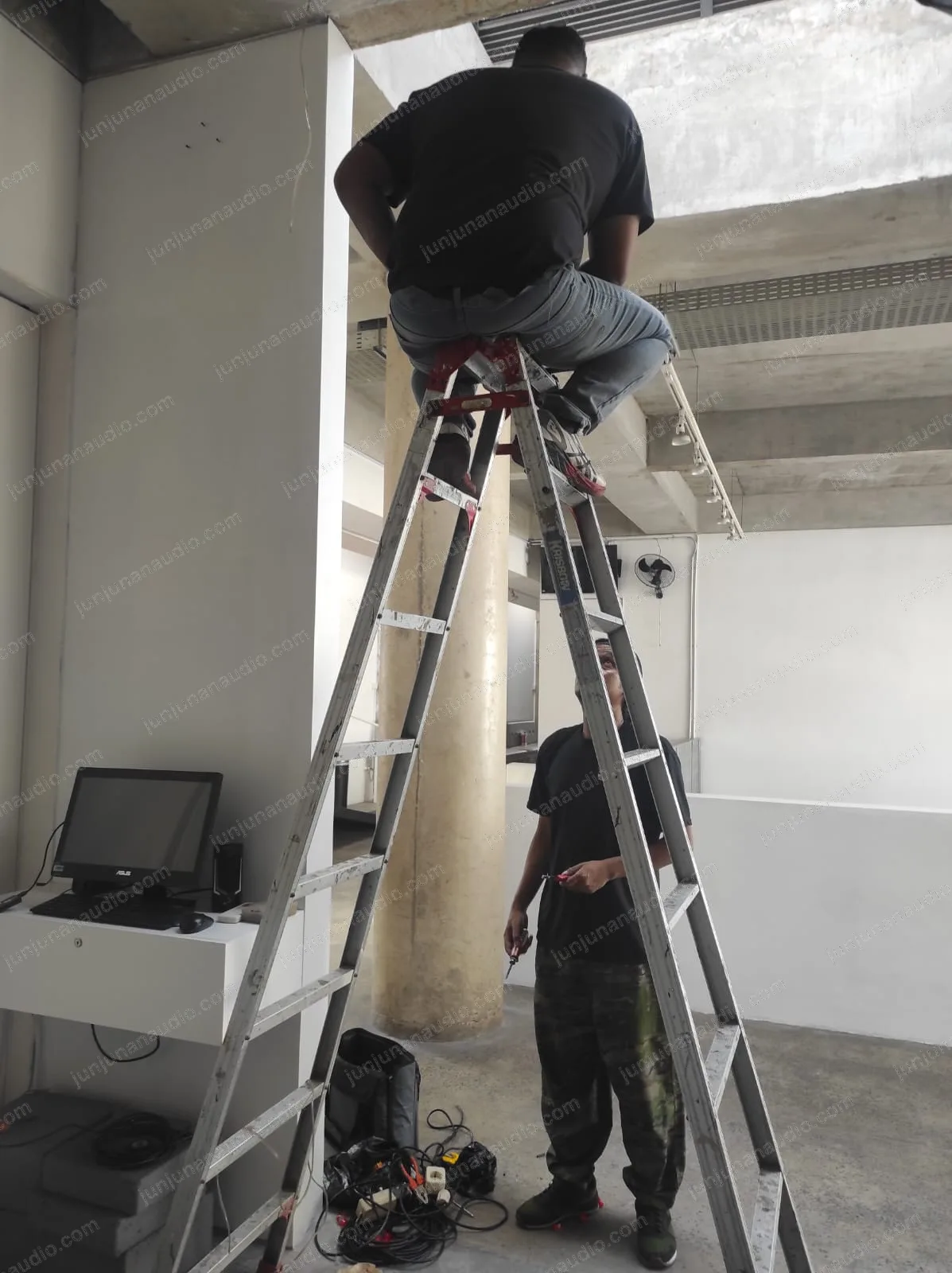 Instalasi audio Jonas Photo Bandung 11